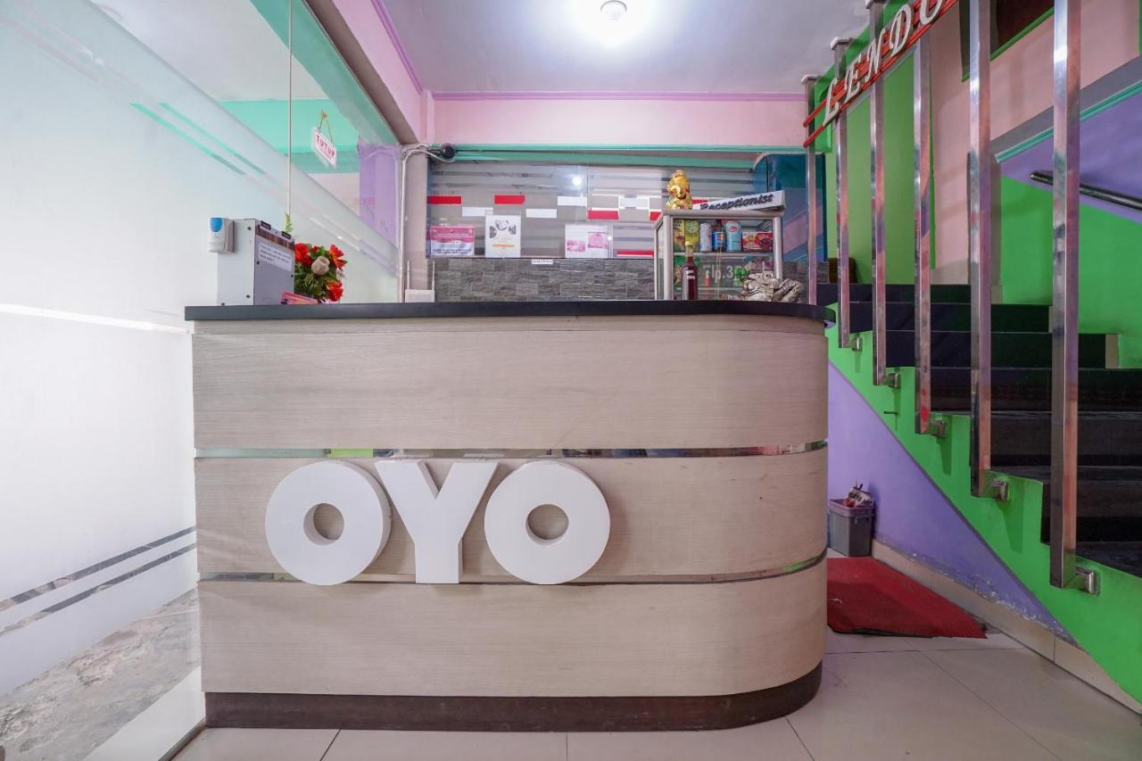 Oyo 1495 Hotel Lendosis Palembang Eksteriør billede